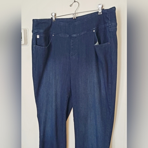 Belle by Kim Gravel Pull-on Jeans - Picture 3 of 8